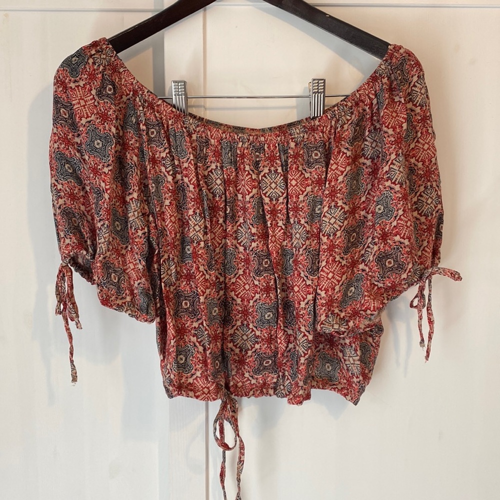 Free People Off Shoulder Flowy Crop-top